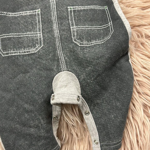 John Deere One piece - Picture 4 of 4